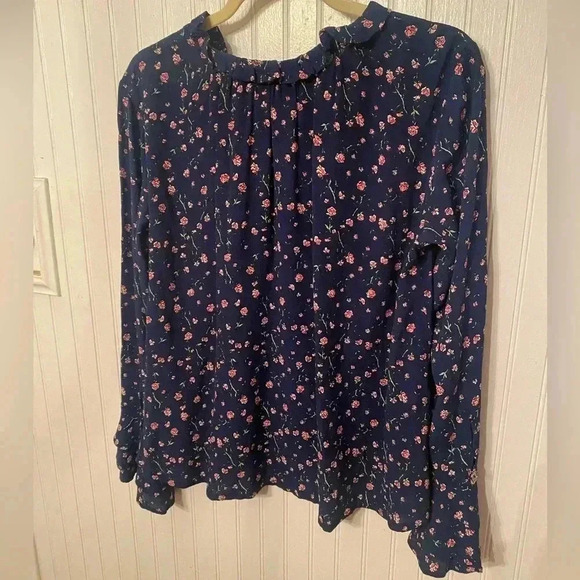 Cleobella Bell Sleeve Rose Patterned Blouse - Picture 6 of 14